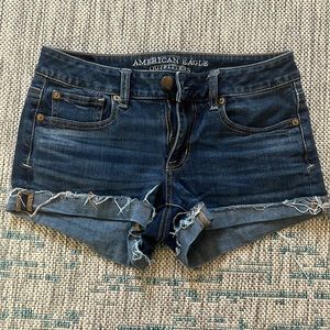 American Eagle Super Stretch Denim Shorts Size 4
